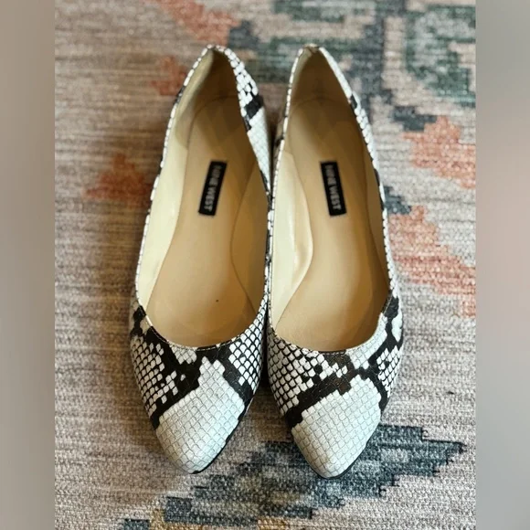 GUC - Nine West Snake Print Flats - Picture 2 of 8